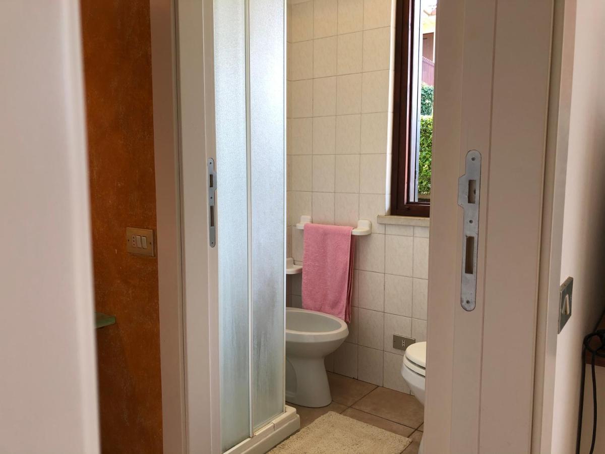 Appartamento Con Piscina A Lazise Exterior photo